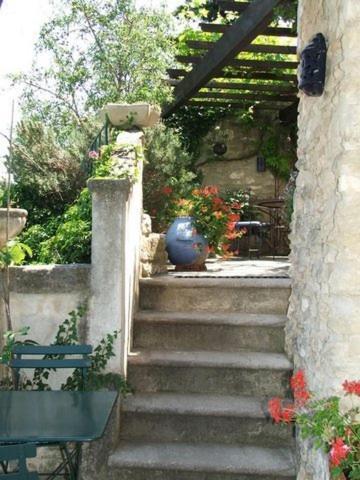 La Maison Aux Volets Bleus Bed and Breakfast Venasque Εξωτερικό φωτογραφία