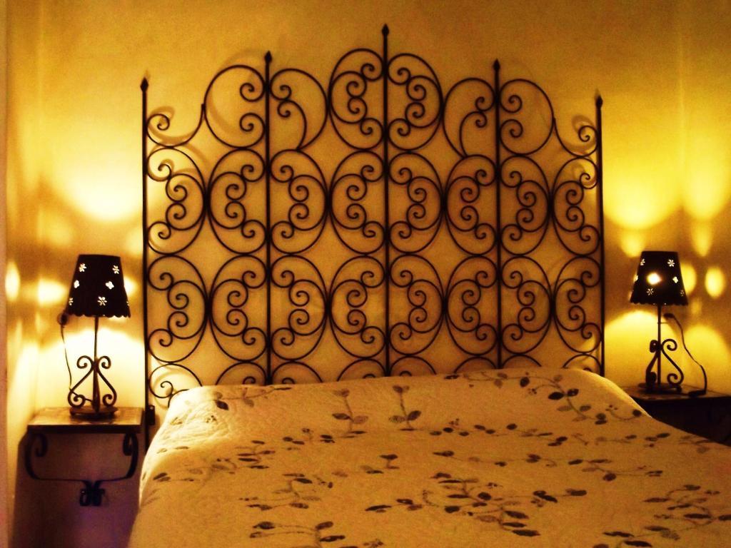 La Maison Aux Volets Bleus Bed and Breakfast Venasque Εξωτερικό φωτογραφία