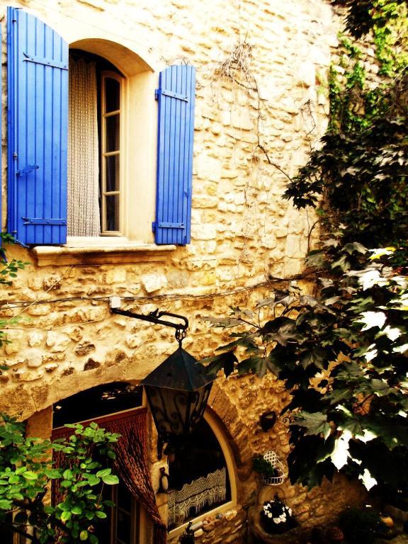 La Maison Aux Volets Bleus Bed and Breakfast Venasque Εξωτερικό φωτογραφία
